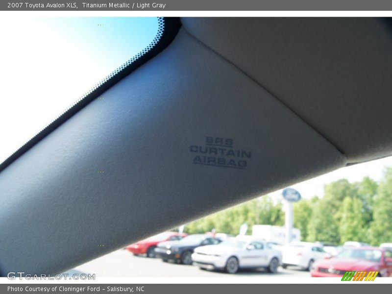 Titanium Metallic / Light Gray 2007 Toyota Avalon XLS