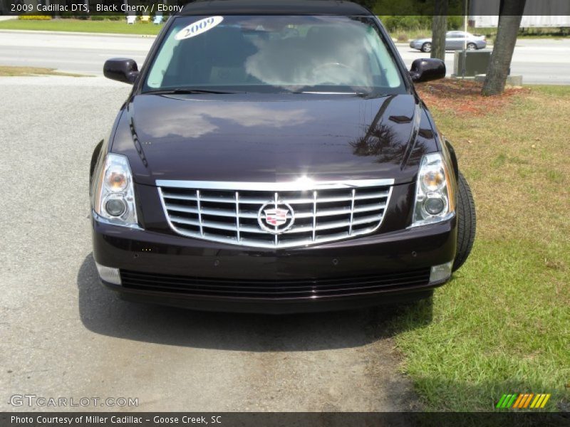 Black Cherry / Ebony 2009 Cadillac DTS