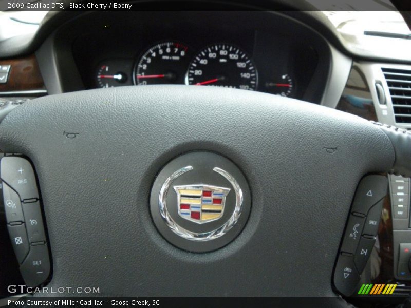 Black Cherry / Ebony 2009 Cadillac DTS