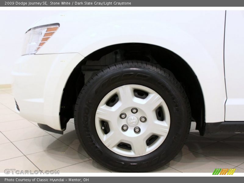 Stone White / Dark Slate Gray/Light Graystone 2009 Dodge Journey SE