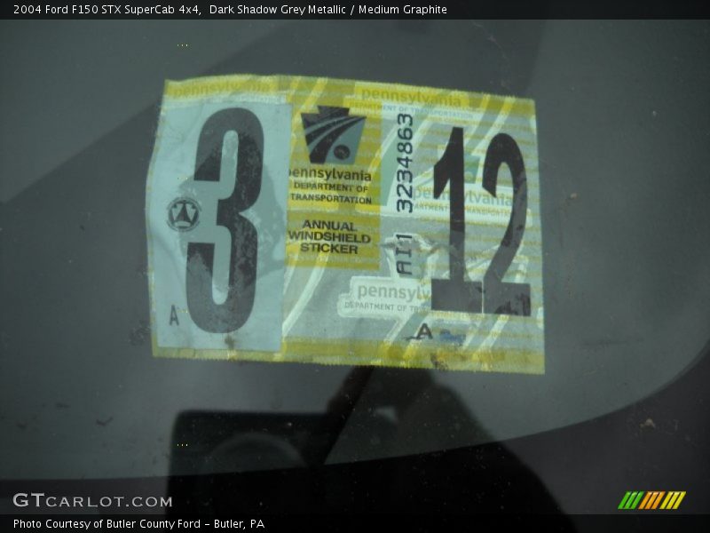 Dark Shadow Grey Metallic / Medium Graphite 2004 Ford F150 STX SuperCab 4x4