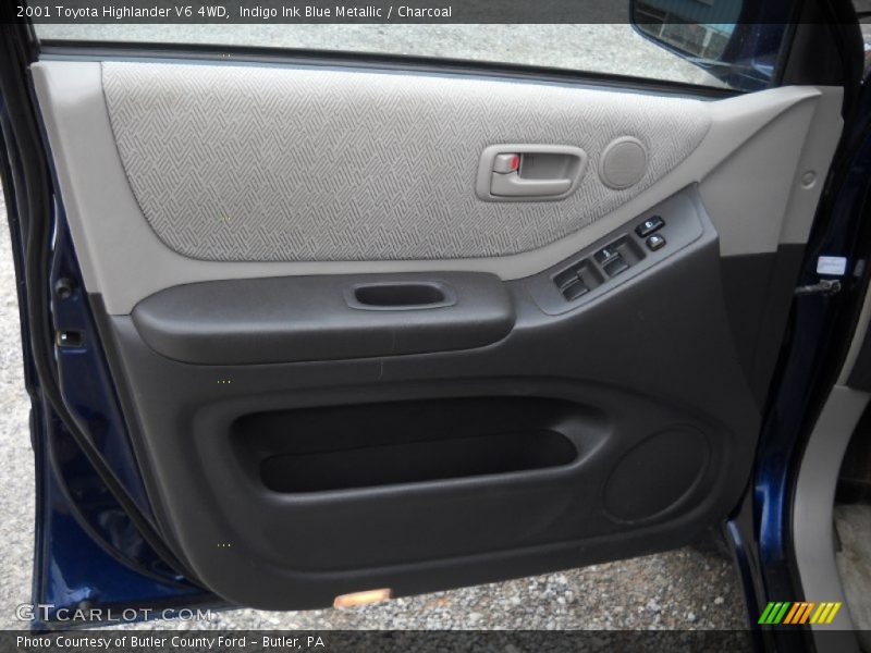 Indigo Ink Blue Metallic / Charcoal 2001 Toyota Highlander V6 4WD
