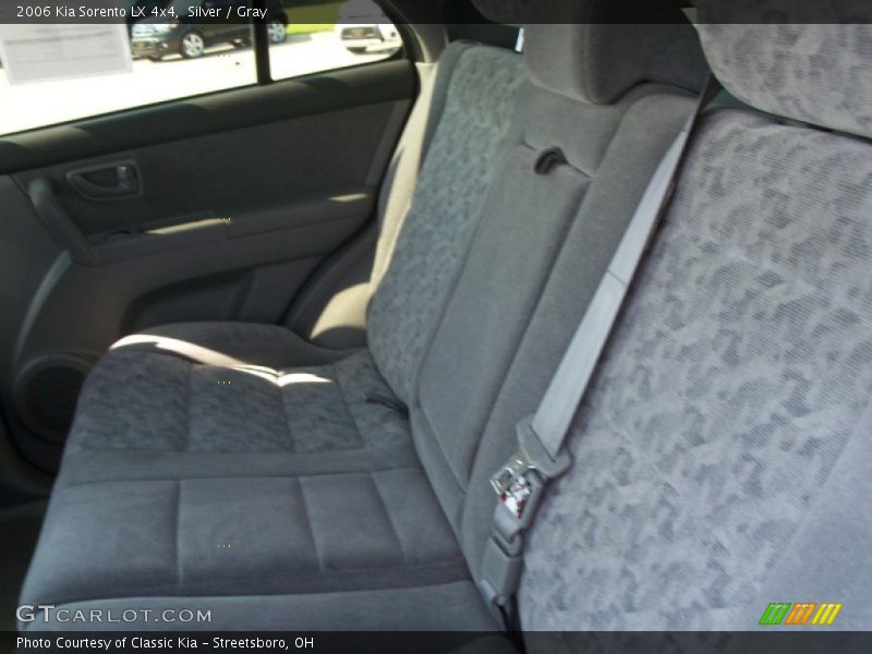 Silver / Gray 2006 Kia Sorento LX 4x4