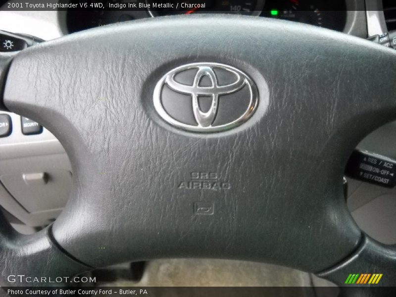 Indigo Ink Blue Metallic / Charcoal 2001 Toyota Highlander V6 4WD
