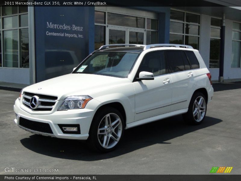 Arctic White / Grey/Black 2011 Mercedes-Benz GLK 350