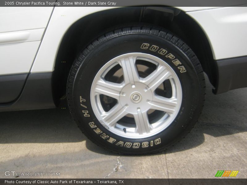 Stone White / Dark Slate Gray 2005 Chrysler Pacifica Touring