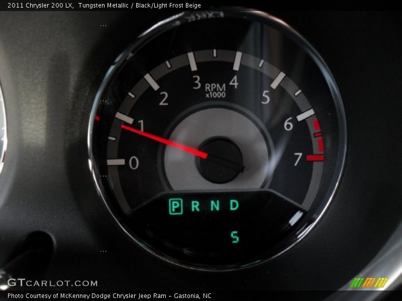Tungsten Metallic / Black/Light Frost Beige 2011 Chrysler 200 LX
