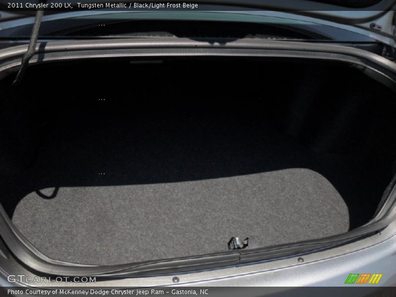 Tungsten Metallic / Black/Light Frost Beige 2011 Chrysler 200 LX