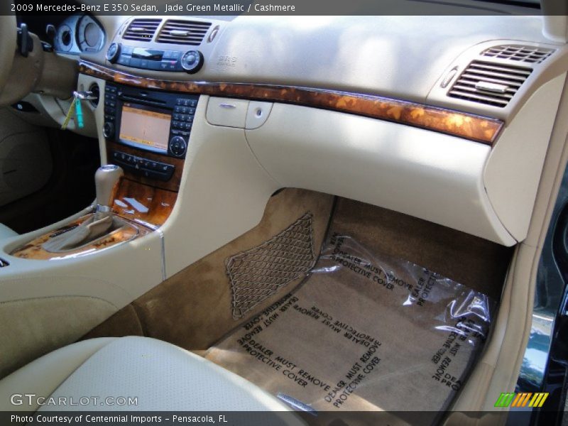 Jade Green Metallic / Cashmere 2009 Mercedes-Benz E 350 Sedan