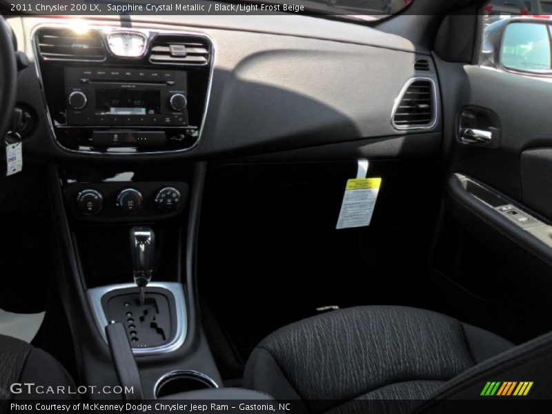Sapphire Crystal Metallic / Black/Light Frost Beige 2011 Chrysler 200 LX