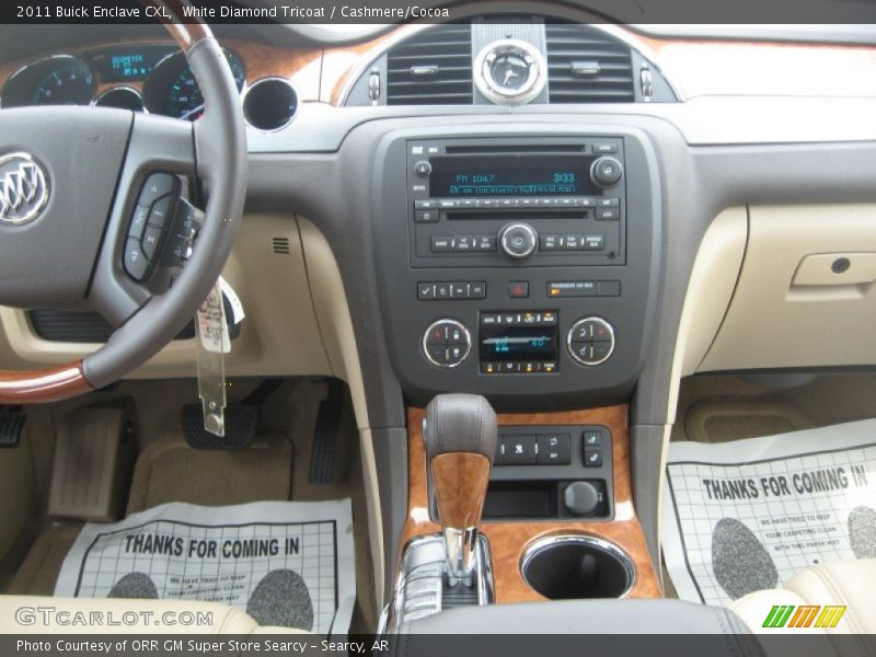 White Diamond Tricoat / Cashmere/Cocoa 2011 Buick Enclave CXL