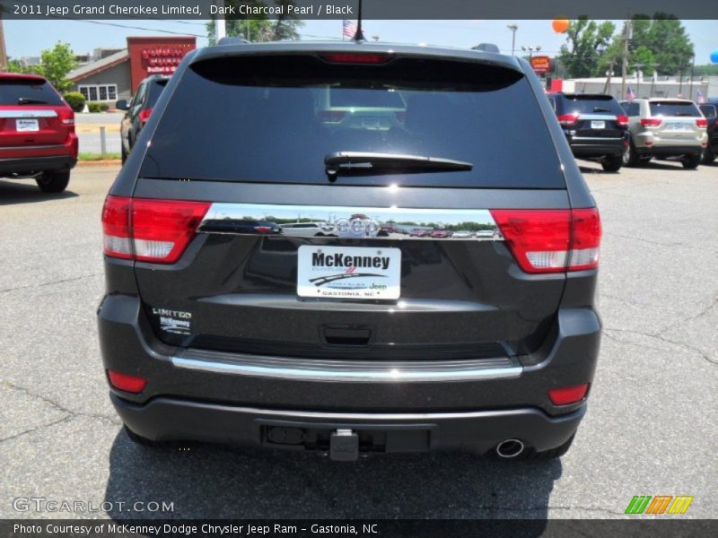 Dark Charcoal Pearl / Black 2011 Jeep Grand Cherokee Limited