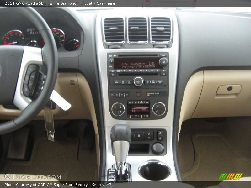 White Diamond Tintcoat / Cashmere 2011 GMC Acadia SLT