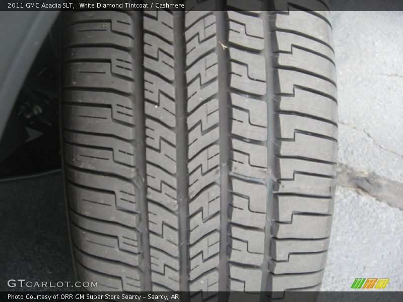White Diamond Tintcoat / Cashmere 2011 GMC Acadia SLT