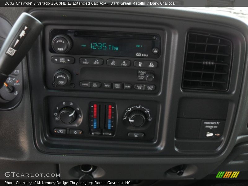 Dark Green Metallic / Dark Charcoal 2003 Chevrolet Silverado 2500HD LS Extended Cab 4x4