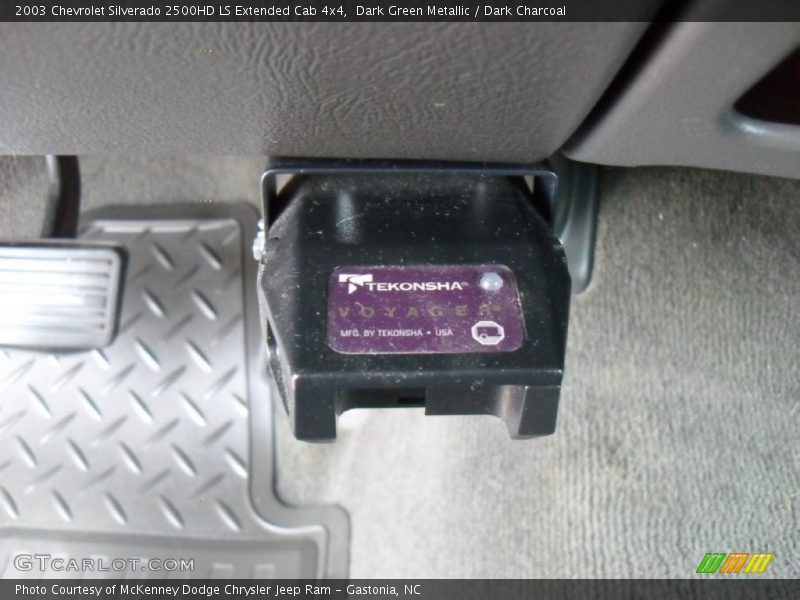 Dark Green Metallic / Dark Charcoal 2003 Chevrolet Silverado 2500HD LS Extended Cab 4x4