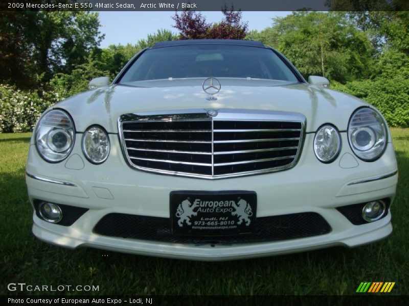 Arctic White / Black 2009 Mercedes-Benz E 550 4Matic Sedan