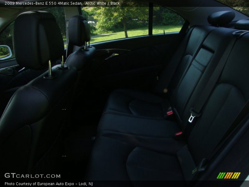 Arctic White / Black 2009 Mercedes-Benz E 550 4Matic Sedan
