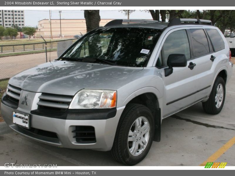 Sterling Silver Metallic / Charcoal Gray 2004 Mitsubishi Endeavor LS