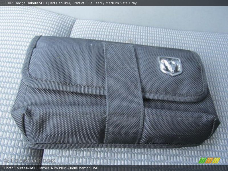 Patriot Blue Pearl / Medium Slate Gray 2007 Dodge Dakota SLT Quad Cab 4x4