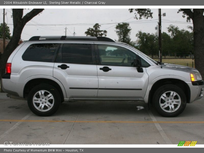 Sterling Silver Metallic / Charcoal Gray 2004 Mitsubishi Endeavor LS