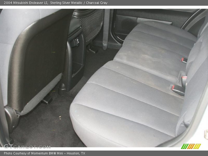 Sterling Silver Metallic / Charcoal Gray 2004 Mitsubishi Endeavor LS