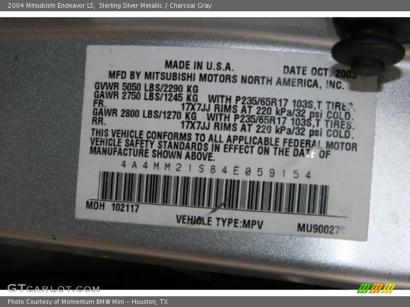 Sterling Silver Metallic / Charcoal Gray 2004 Mitsubishi Endeavor LS