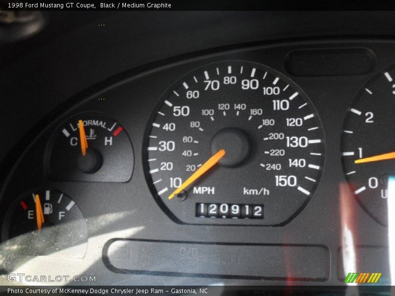 Black / Medium Graphite 1998 Ford Mustang GT Coupe