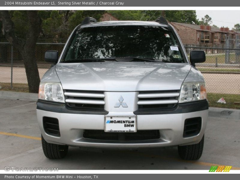 Sterling Silver Metallic / Charcoal Gray 2004 Mitsubishi Endeavor LS