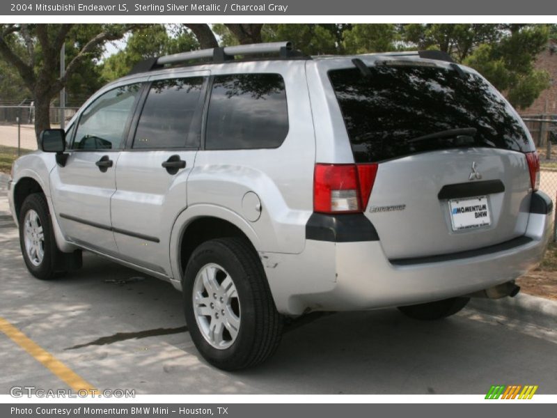 Sterling Silver Metallic / Charcoal Gray 2004 Mitsubishi Endeavor LS