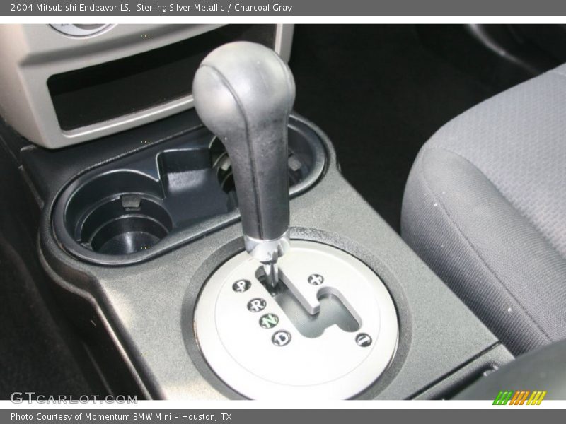 Sterling Silver Metallic / Charcoal Gray 2004 Mitsubishi Endeavor LS