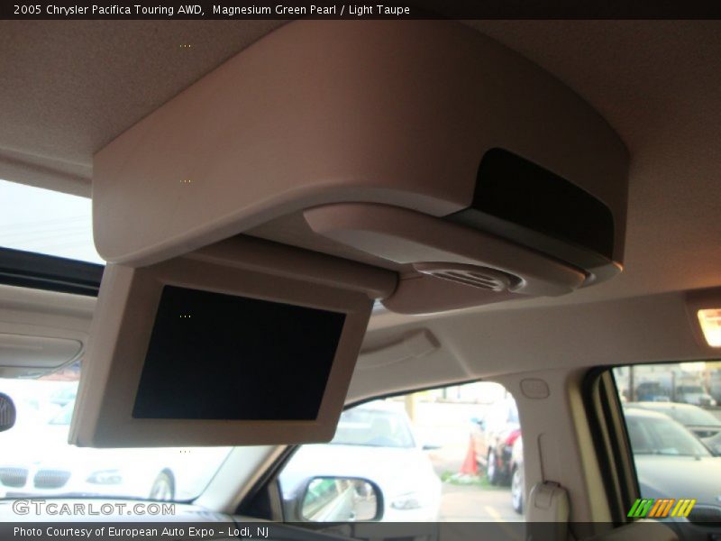 Magnesium Green Pearl / Light Taupe 2005 Chrysler Pacifica Touring AWD