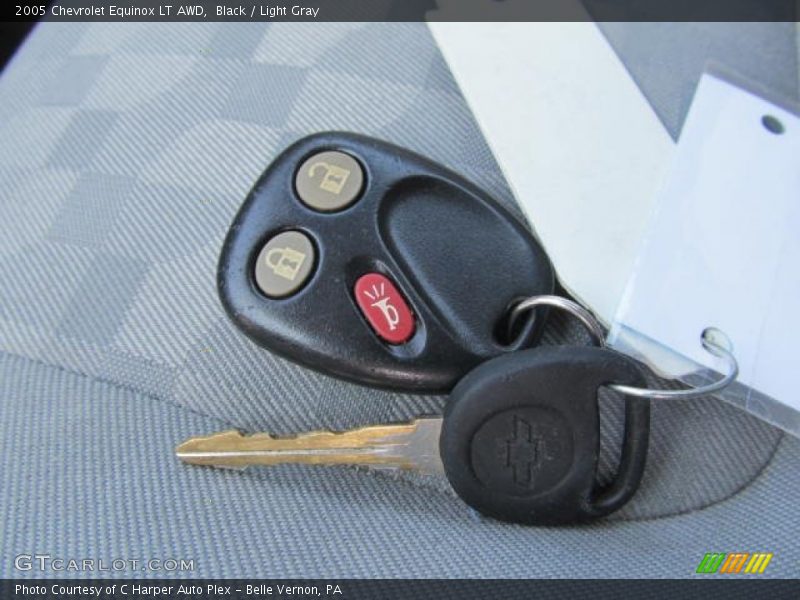 Black / Light Gray 2005 Chevrolet Equinox LT AWD