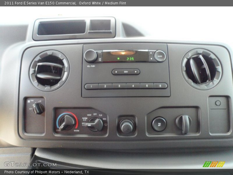Controls of 2011 E Series Van E150 Commercial