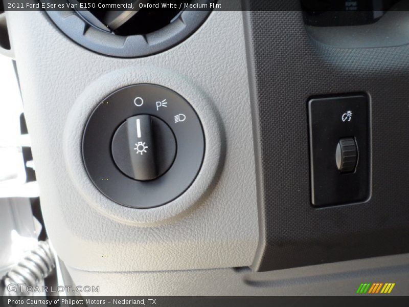 Oxford White / Medium Flint 2011 Ford E Series Van E150 Commercial