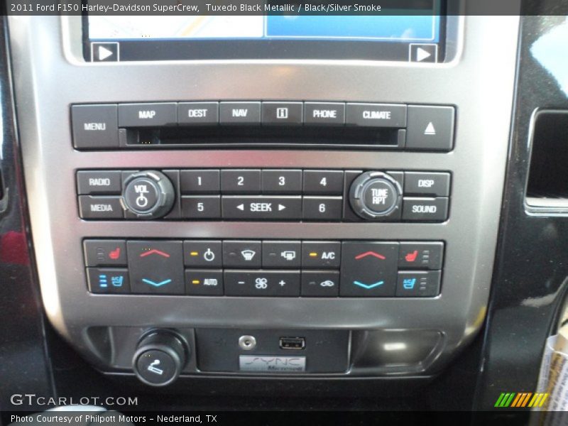 Controls of 2011 F150 Harley-Davidson SuperCrew