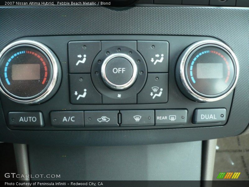 Controls of 2007 Altima Hybrid