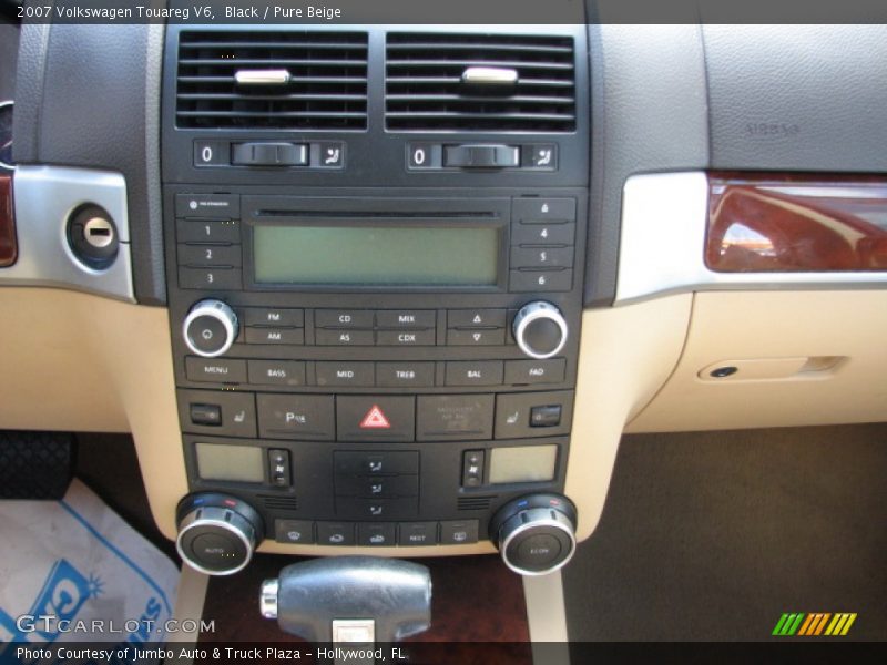 Black / Pure Beige 2007 Volkswagen Touareg V6