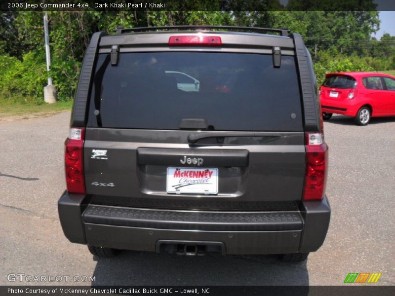Dark Khaki Pearl / Khaki 2006 Jeep Commander 4x4
