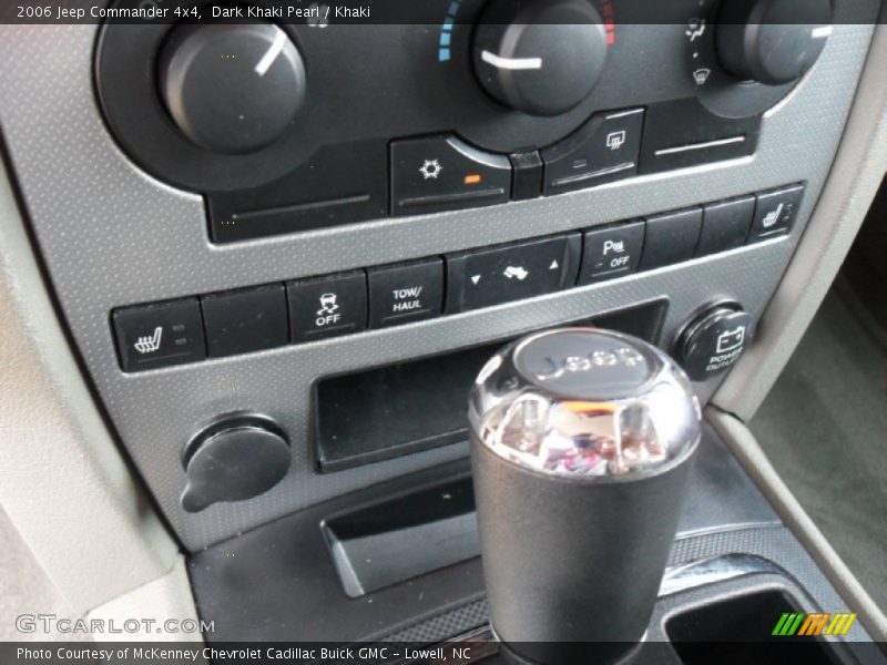 Dark Khaki Pearl / Khaki 2006 Jeep Commander 4x4