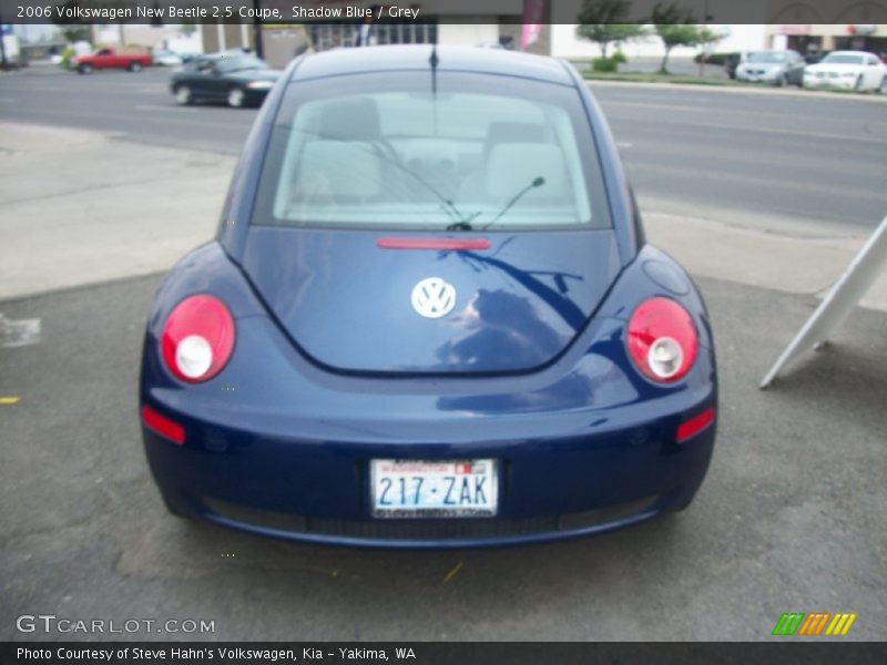 Shadow Blue / Grey 2006 Volkswagen New Beetle 2.5 Coupe