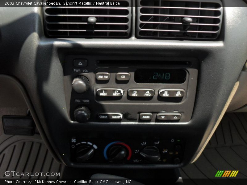 Sandrift Metallic / Neutral Beige 2003 Chevrolet Cavalier Sedan