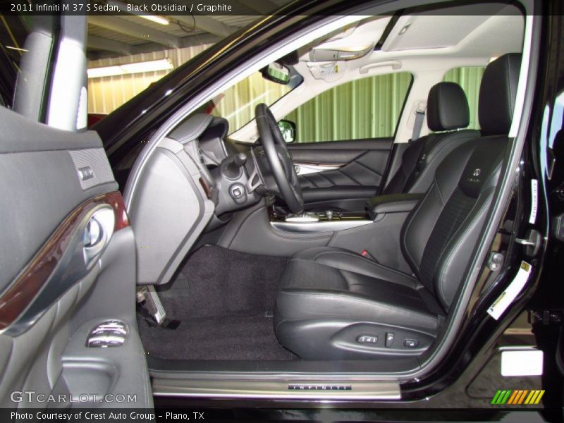  2011 M 37 S Sedan Graphite Interior