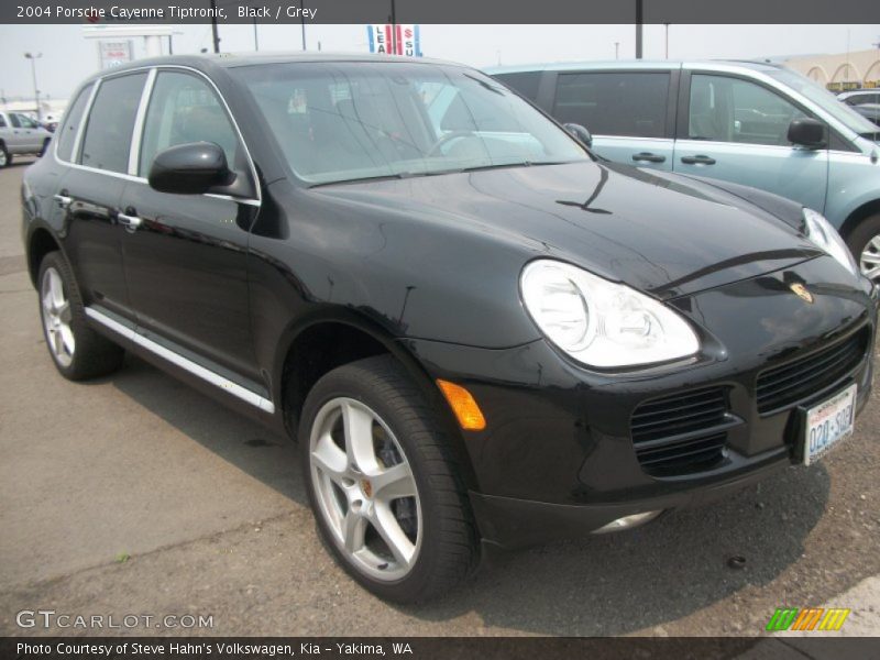 Black / Grey 2004 Porsche Cayenne Tiptronic