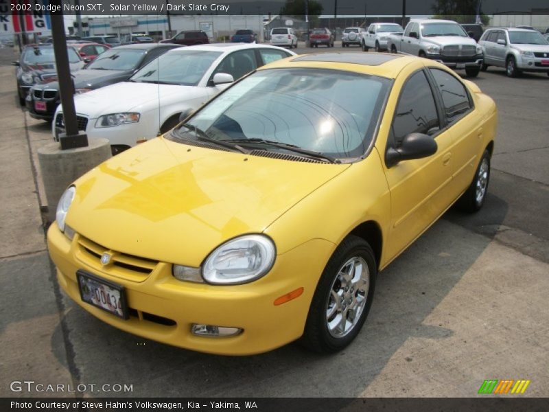 Solar Yellow / Dark Slate Gray 2002 Dodge Neon SXT