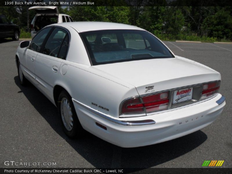 Bright White / Medium Blue 1998 Buick Park Avenue
