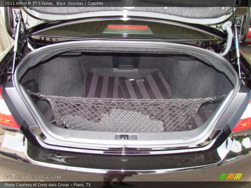 2011 M 37 S Sedan Trunk