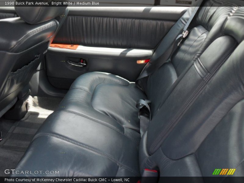 Bright White / Medium Blue 1998 Buick Park Avenue