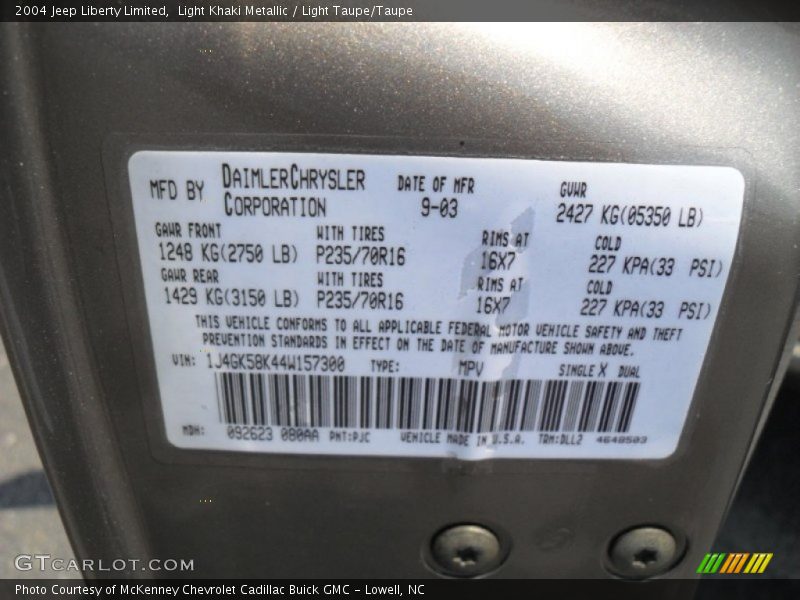 Light Khaki Metallic / Light Taupe/Taupe 2004 Jeep Liberty Limited