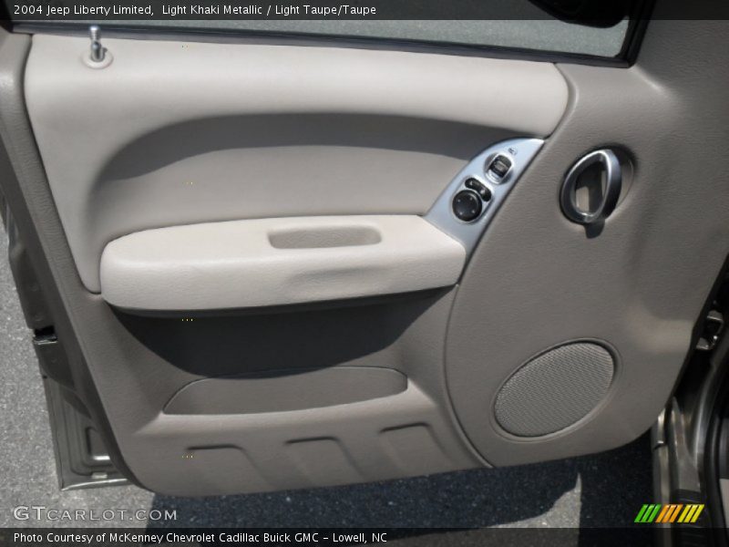 Light Khaki Metallic / Light Taupe/Taupe 2004 Jeep Liberty Limited